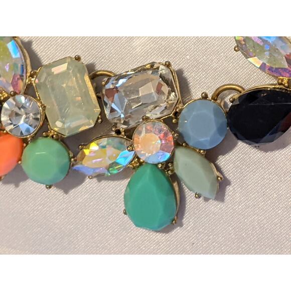 J.Crew Crystal Petal Party Statement Necklace 16"-19" Shimmery Floral STUNNING - Picture 10 of 13